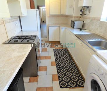 4 bedroom terraced house to rent - Photo 5