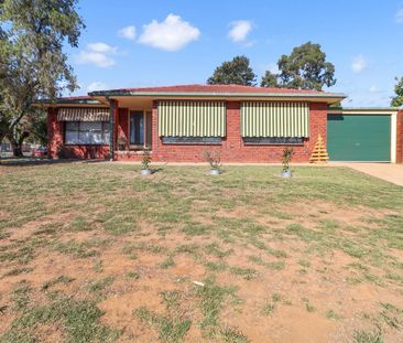 AFFORDABLE HOME IN CONVENIENT LOCATION - Photo 5