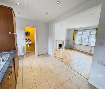 3 bedroom house to rent Ventnor Rise, Nottingham, Nottinghamshire, NG5 - Photo 2