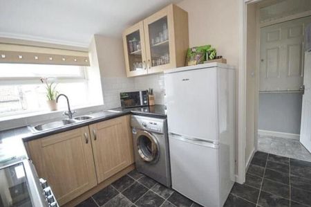 1 Bedroom - Photo 4