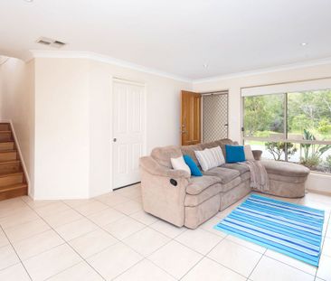 Modern 3 Bedroom Townhouse - Fully Air Conditioned - Photo 1