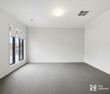 This spacious family home offers comfortable living in a convenient... - Photo 3