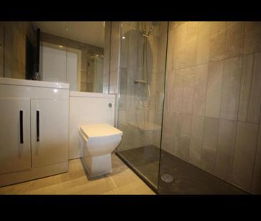 1 Bed Student Accommodation - Photo 5