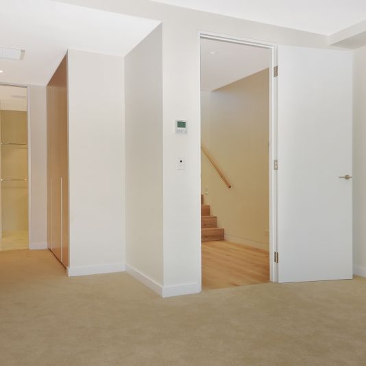 Split-Level Penthouse with Amazing Views & Off Street Parking! - Photo 1