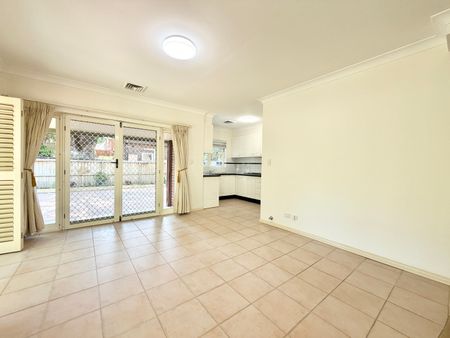 1/5 Jersey Road, Strathfield NSW 2135 - Townhouse For Rent | Domain - Photo 3