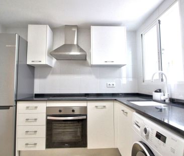 Piso 3 habitaciones de 110 m² en Oliva (46780) - Photo 2