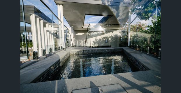 Rare city 3 bed Townhouse + up to 8wks RENT FREE * - book your inspection today! - Photo 1