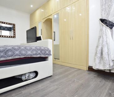 3 bedroom House To Let - Photo 3