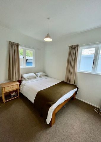 Short Term Rental Available in Waikanae Beach - Photo 4
