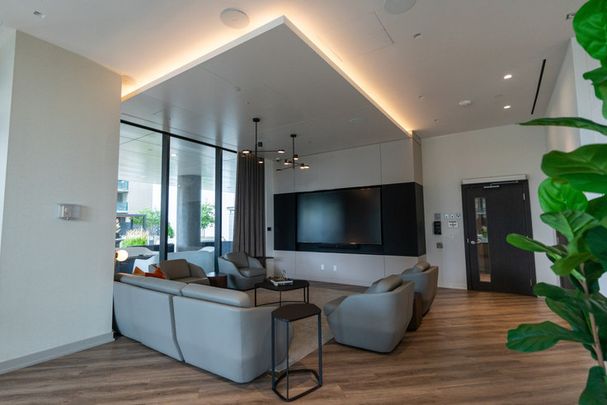 Greenfield Avenue - Photo 1