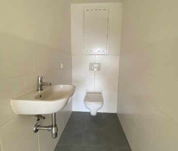 Helle 2-Zimmer-Wohnung mit Balkon inkl. Küchenblock - Photo 4