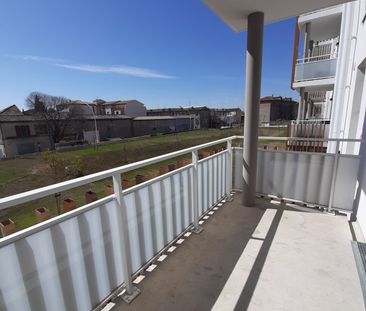 Location Appartement 3 pièces 59m² NIMES 30000 - Photo 6