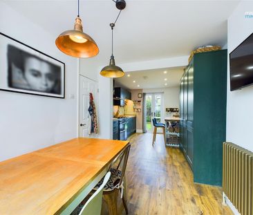 4 bedroom terraced house to rent - Photo 1