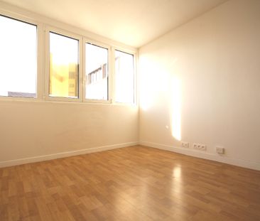 T2 de 43m², rue de la barre – Quai du Wault réf 537-001-GLI - Photo 2