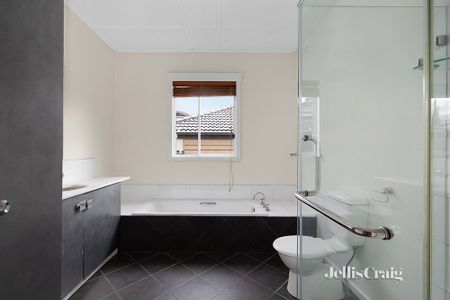11 Cypress Street, Heidelberg West - Photo 4