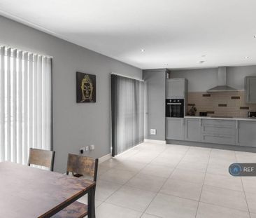 1 bedroom flat to rent - Photo 6