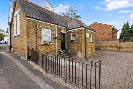 2 bedroom duplex to rent - Photo 4