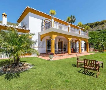 Country Property in Nerja, Andalucia , Costa del Sol - Photo 5