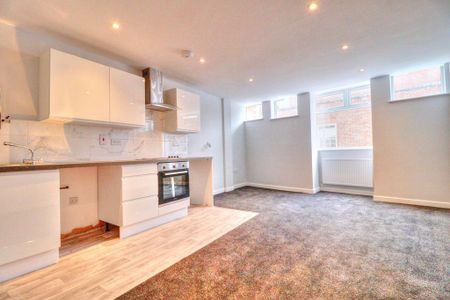 1 bedroom apartment to rent - Photo 2