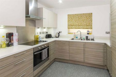 1 bedroom flat to rent - Photo 4