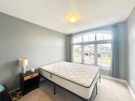 For Lease - 518 PAINE Avenue, Kanata, Ontario - Photo 3