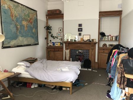 4 bedroom flat on The Terrace - Photo 4