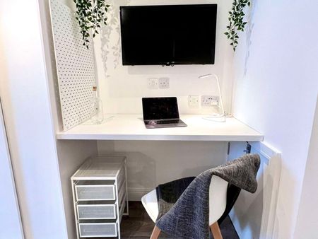 -64 Wilton Street Unit 1 - Photo 4