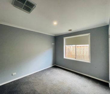 50 Yellow Gum Way, 3024, Manor Lakes Vic - Photo 2