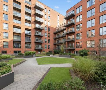 4 bedroom terraced house to rent - Photo 6