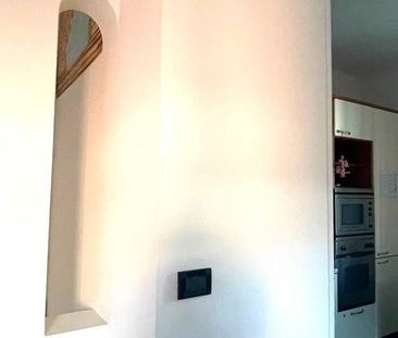 Ampio bilocale con balcone ad.ze Ospedale Sant’Orsola - Photo 5
