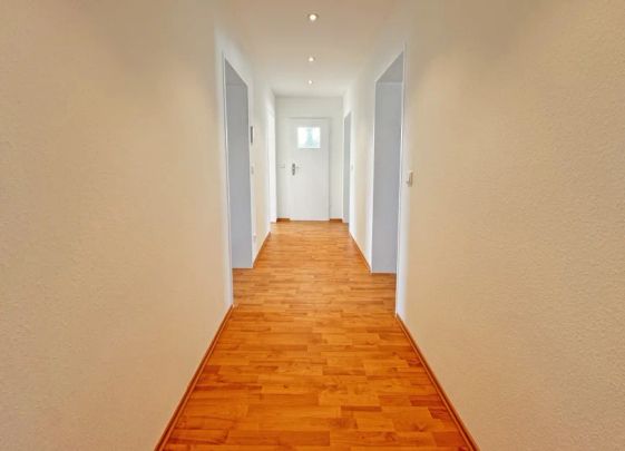 Moderne 4-Zimmerwohnung in ruhiger Lage - Photo 1