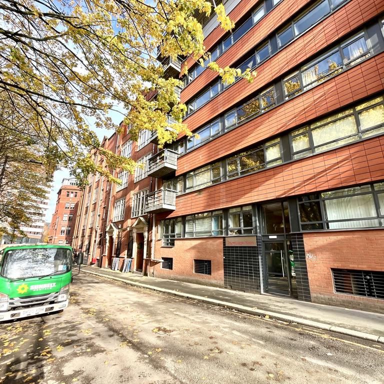 2 bedroom apartment to rent - Photo 1