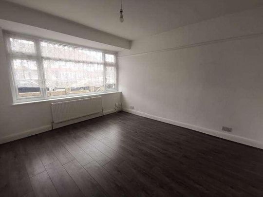 Leyburn Road, Edmonton, N18 - Photo 1