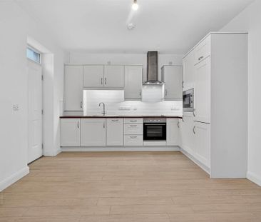 Apt 2, 51 53bridge Street, Lisburn, BT28 1XZ - Photo 4