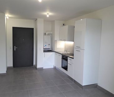 Location Appartement 2 pièces 38m² - Photo 4
