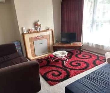 2 Bedroom in Taihape - Photo 2