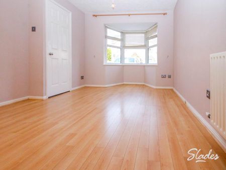 3 bedroom semi-detached house to rent - Photo 5