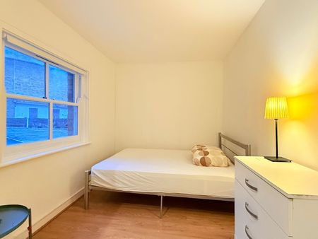 2 Bed Flat, Pembroke Road, W8 - Photo 4
