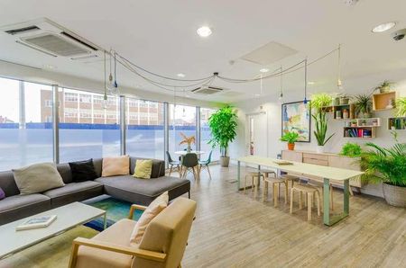 London Road, Barking, IG11 - Photo 3