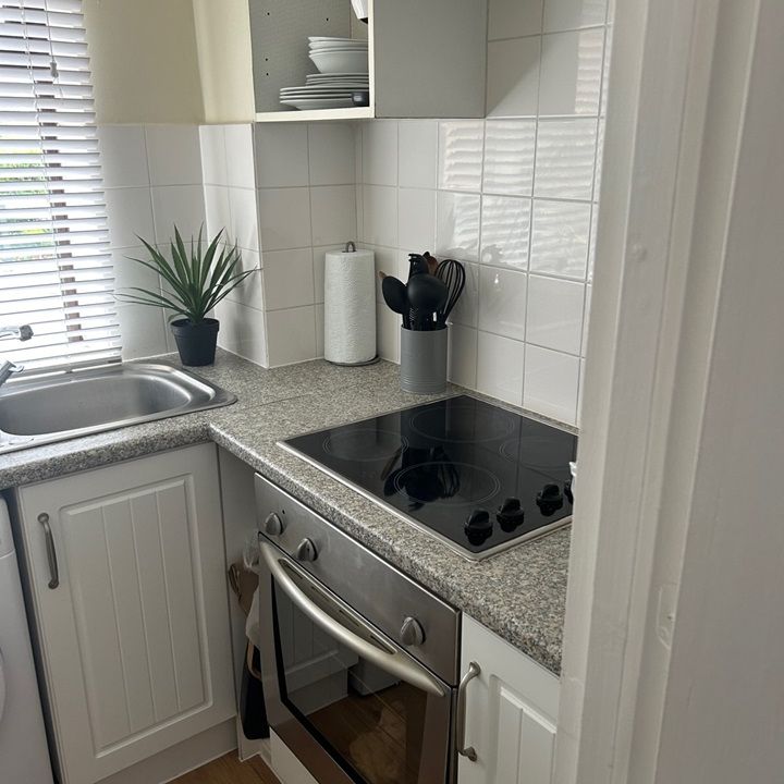 1 Bed Flat, Granby Court, RG1 - Photo 1