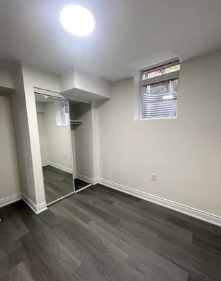 For Lease - 60 Sasco Way, Essa, Ontario - Photo 1