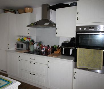 4 bedroom detached house to rent - Photo 6