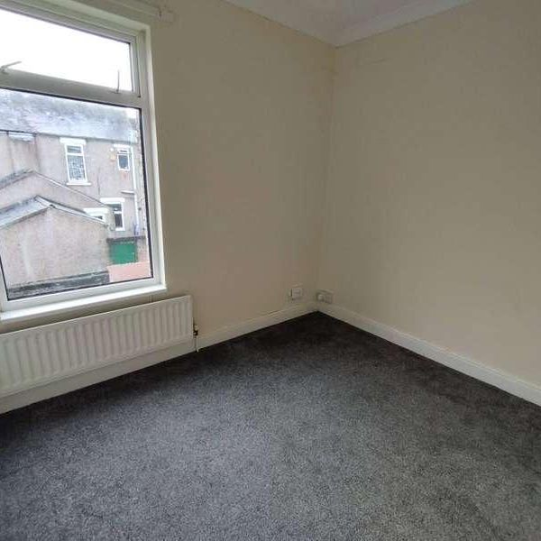 Hawthorne Terrace, Ferryhill, DL17 - Photo 1