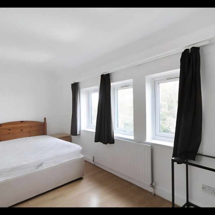 4 Bed Terraced House, Cheryls Close, SW6 - Photo 1
