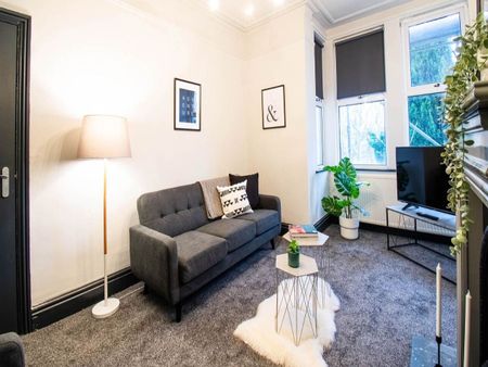 Westbury Mount (Room 2), Hunslet, Leeds - Photo 5