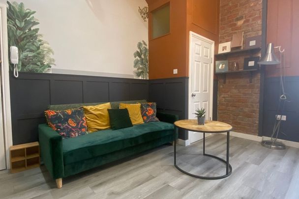 Princes Avenue - Photo 1