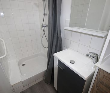 LOCATION : appartement T1 (29 m²) à MARENNES HIERS BROUAGE - Photo 6