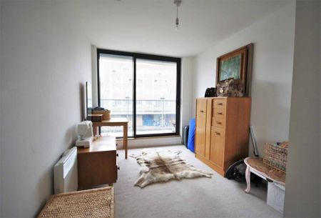 Nethercott Bank, Geoffrey Watling Way, Norwich - Photo 4