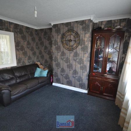 2 bedroom semi-detached house to rent - Photo 3