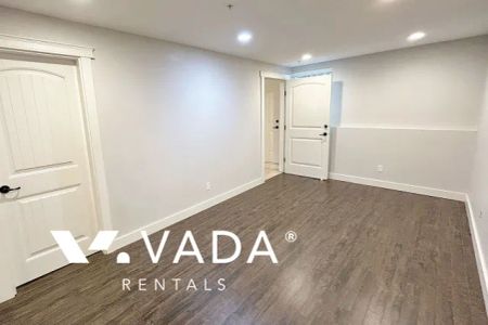 Unfurnished, 2 Bed 1 Bath Basement For Rent - Photo 4